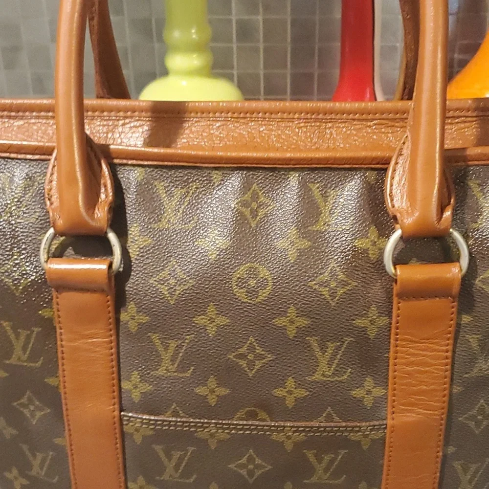 Louis Vuitton Weekender Sac Bag with COA